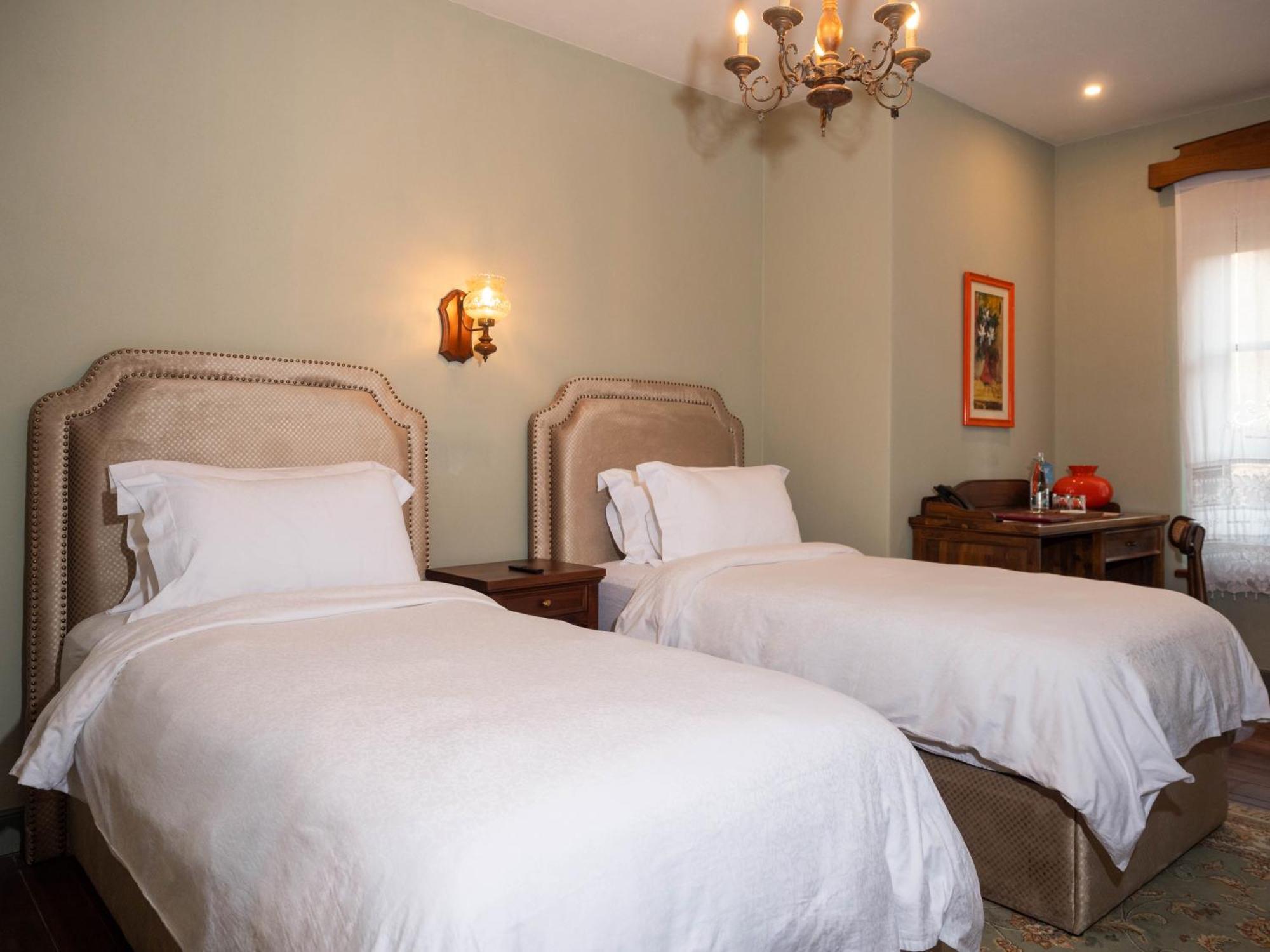Ebel Pool & 5* Korce